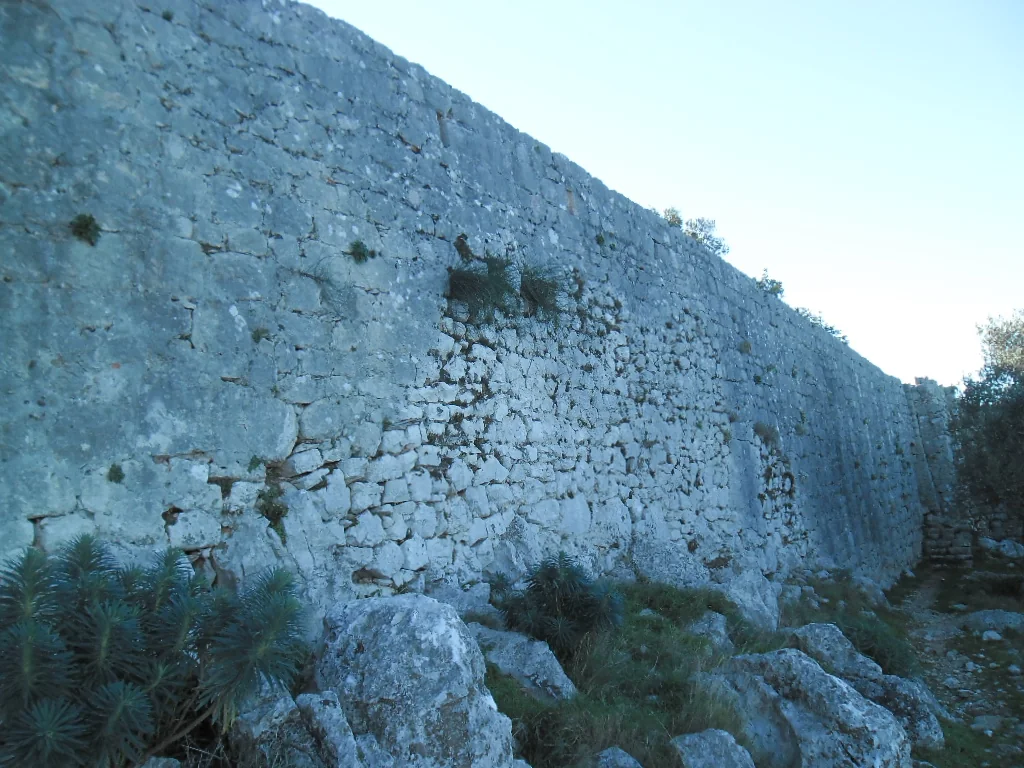 Festung Sutvrač